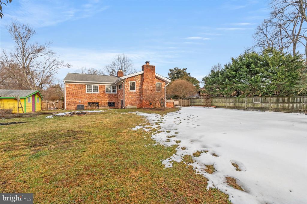 7912 BAINBRIDGE ROAD
