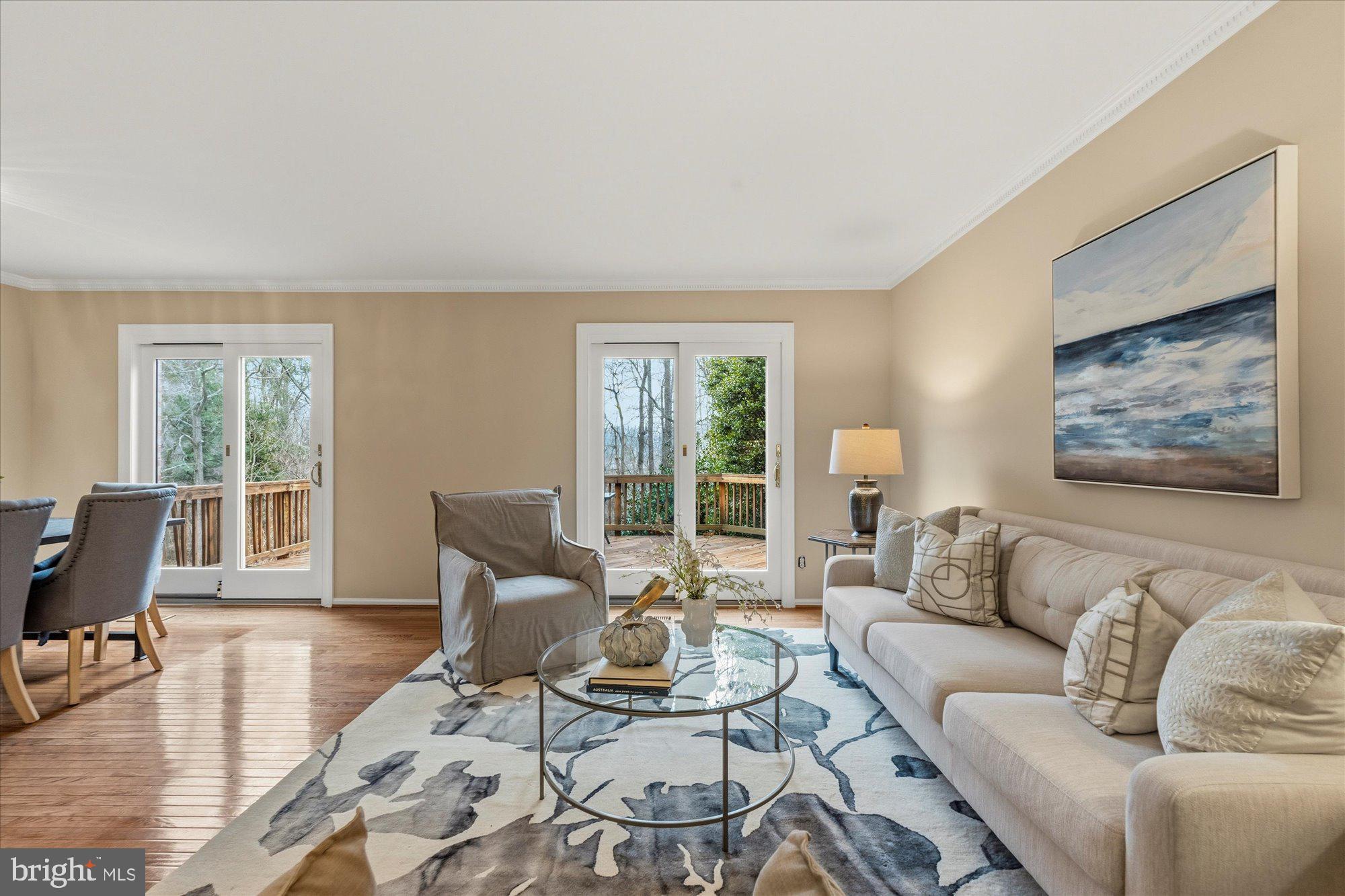 8237 CLIFTON FARM COURT