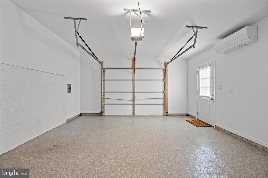 1017 CROTON DRIVE