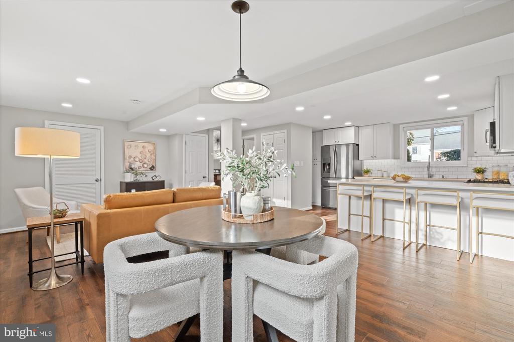1017 CROTON DRIVE