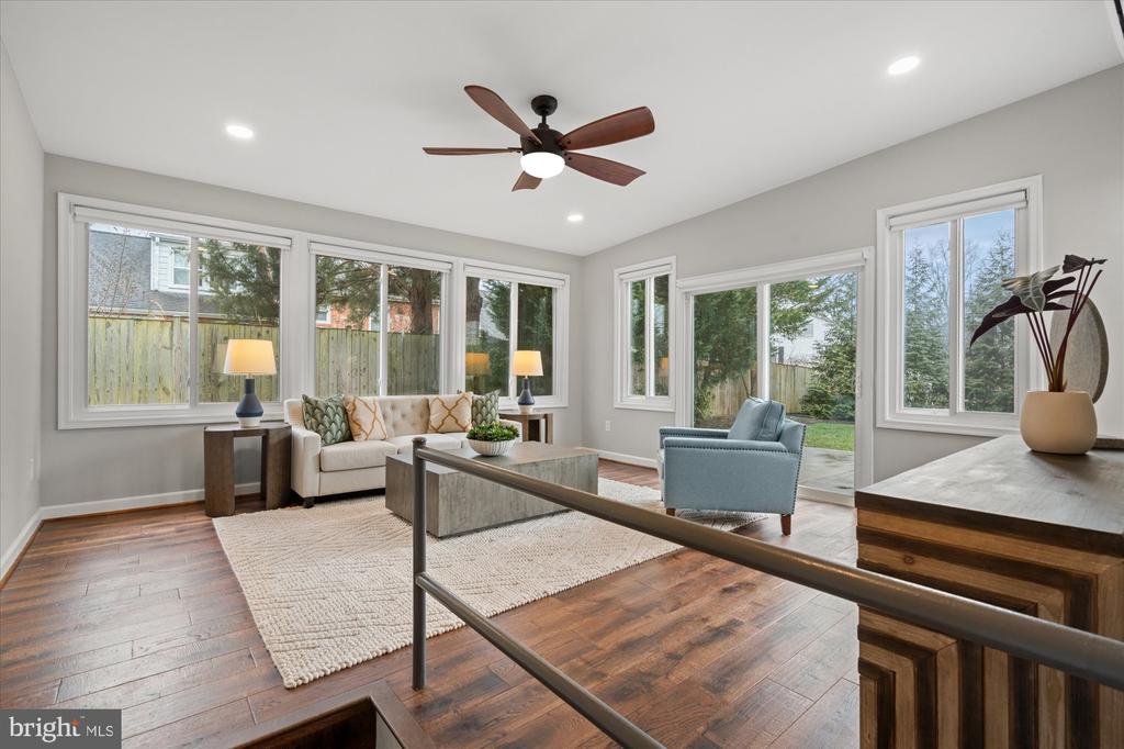 1017 CROTON DRIVE