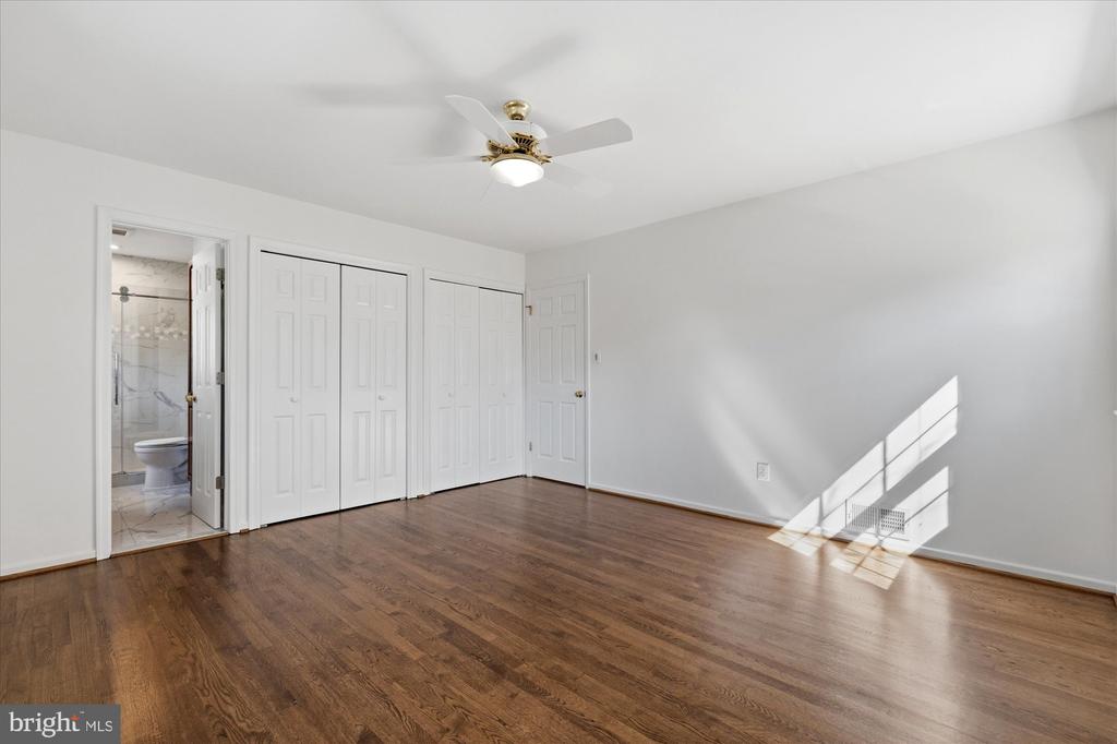1133 ANESBURY LANE