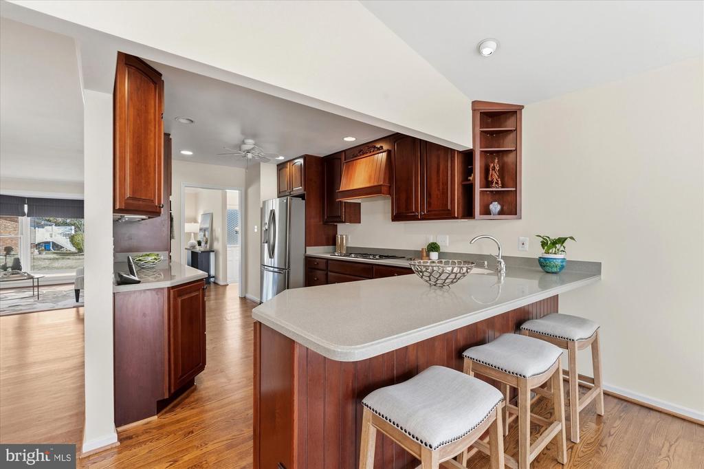 1133 ANESBURY LANE