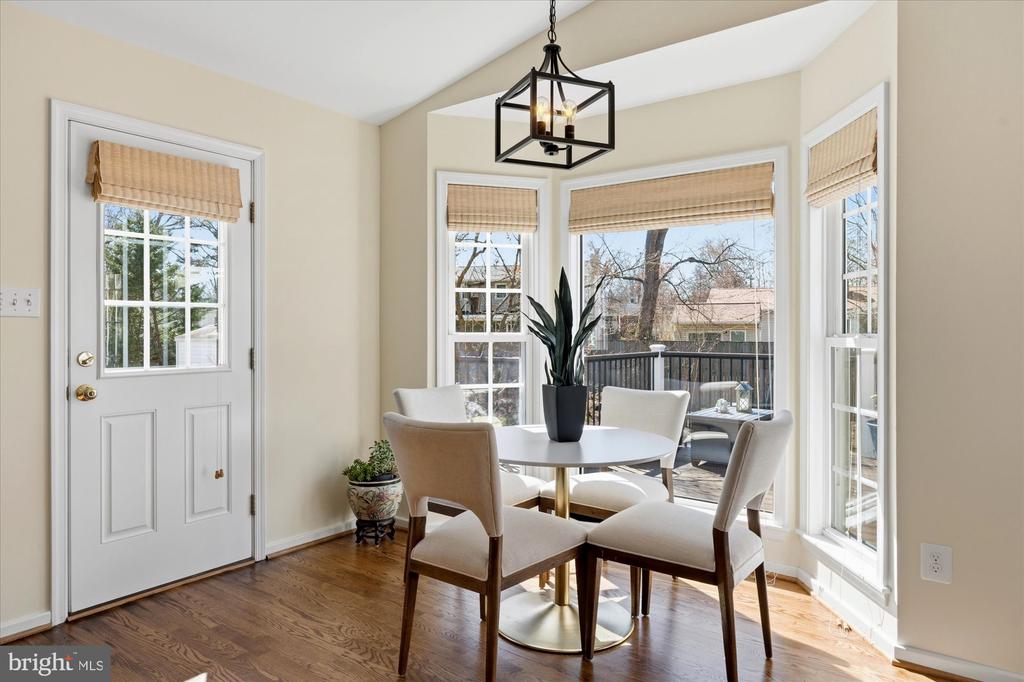 1133 ANESBURY LANE