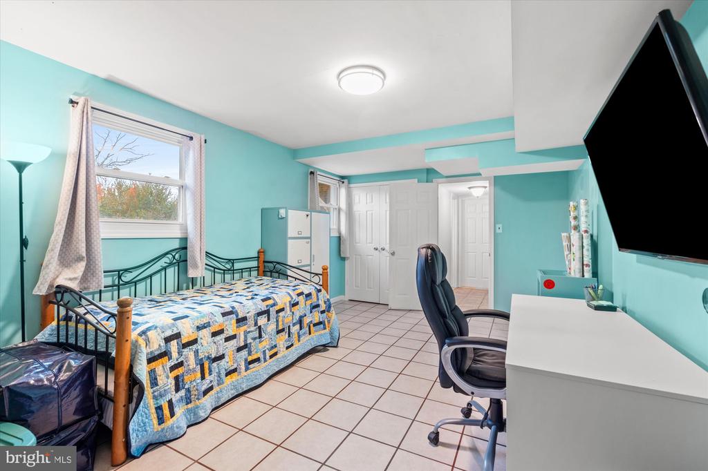 4003 WESTGATE DRIVE