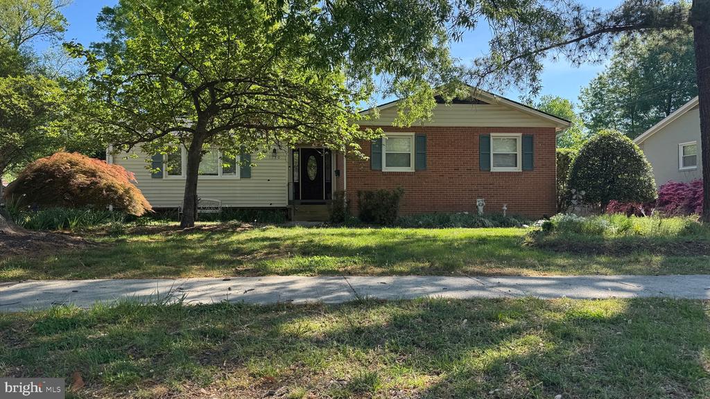 1130 NEAL DRIVE