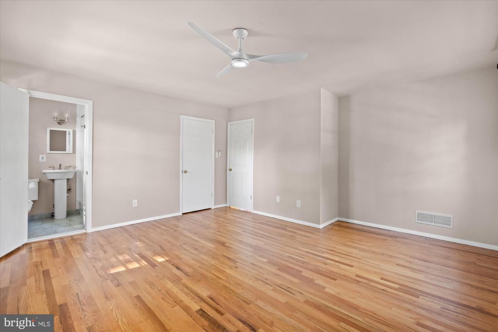 2407 CAVENDISH DRIVE