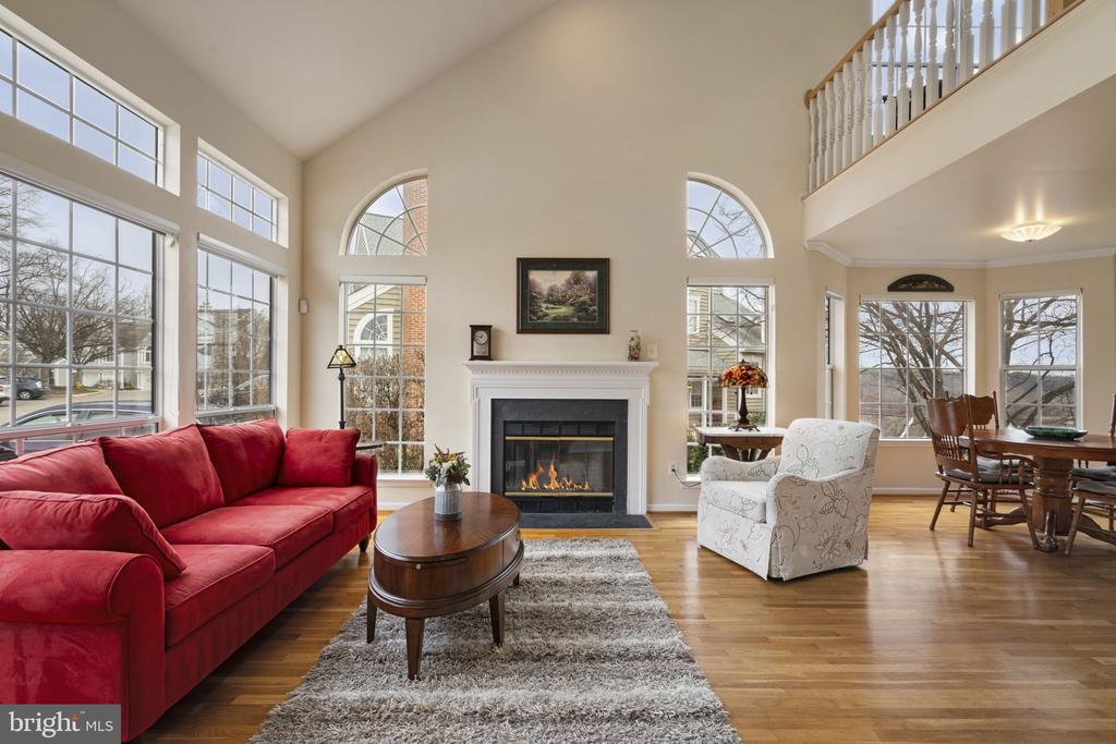 438 Overlook Dr
