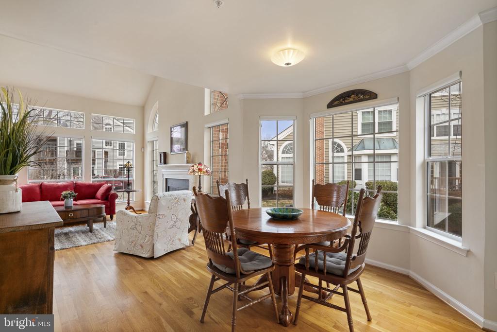 438 Overlook Dr