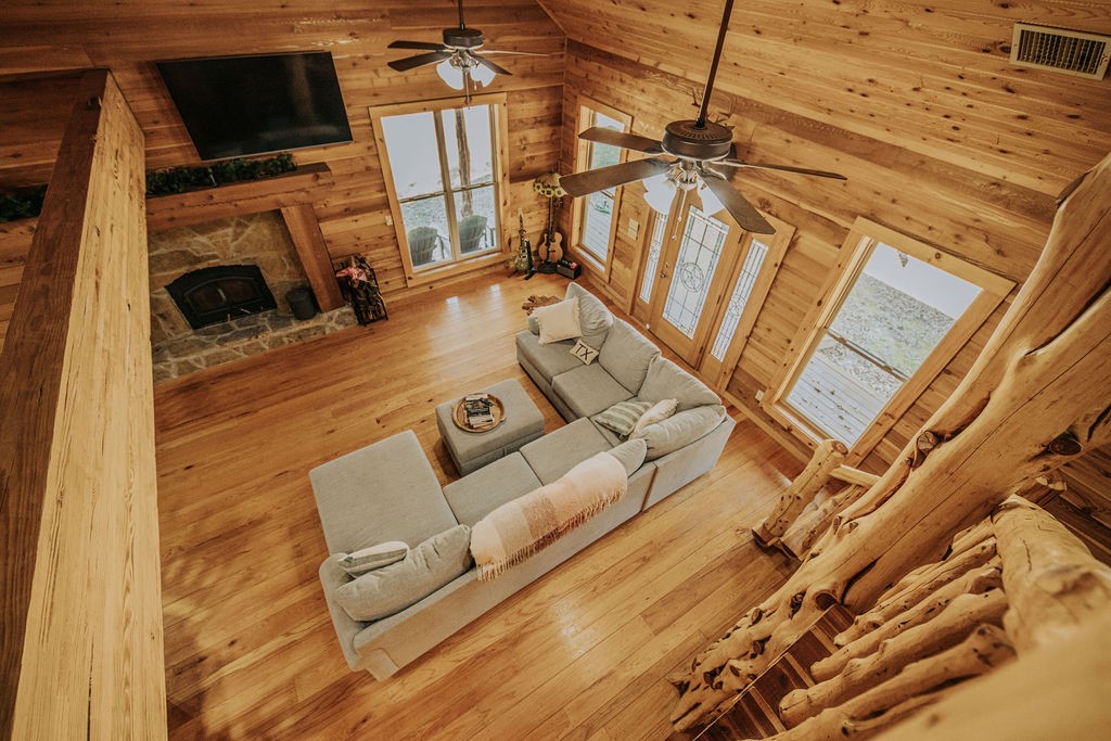 330 County Road 4577