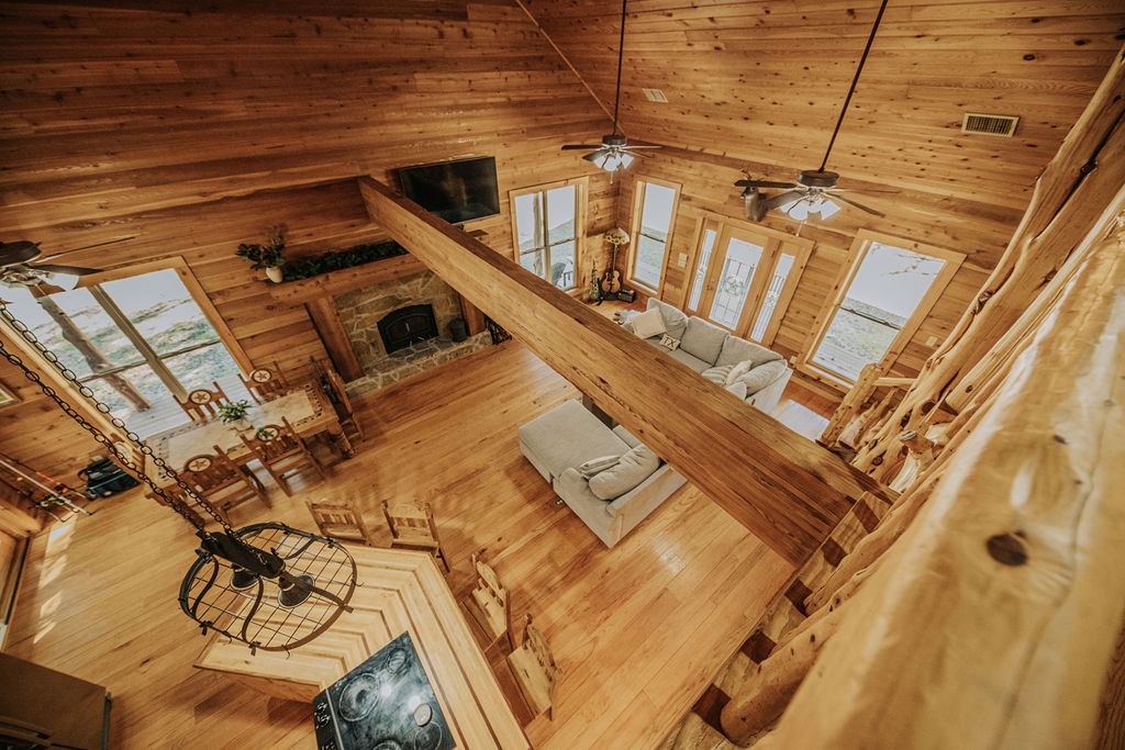 330 County Road 4577