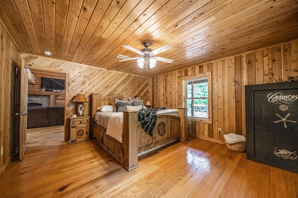 330 County Road 4577