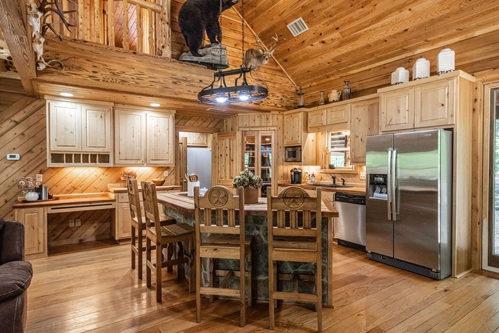 330 County Road 4577