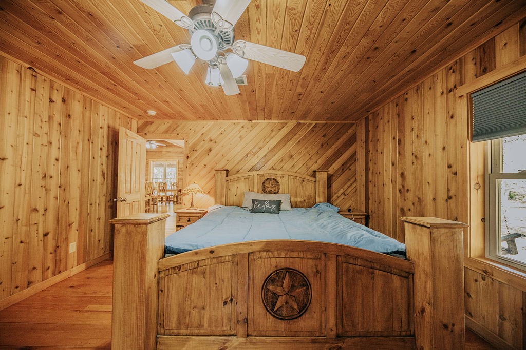 330 County Road 4577