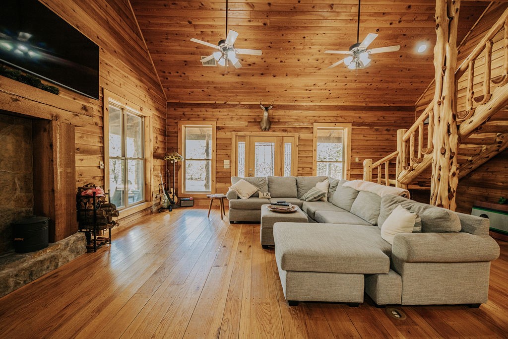 330 County Road 4577