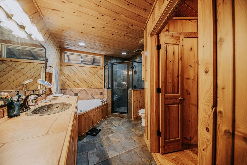 330 County Road 4577