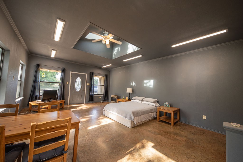 676 Farm Road 2653 N