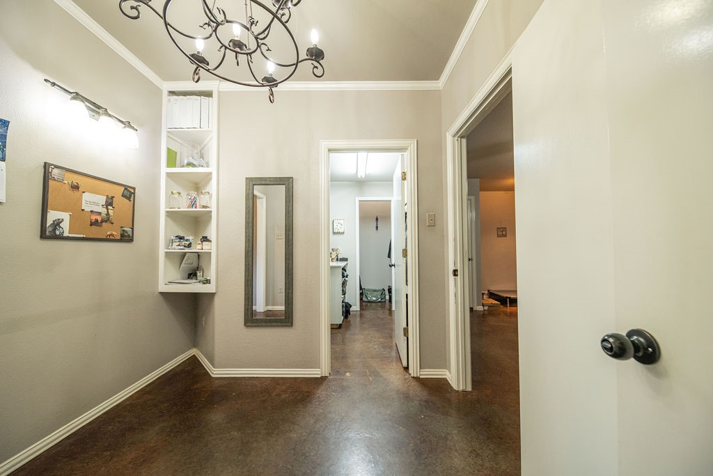 676 Farm Road 2653 N