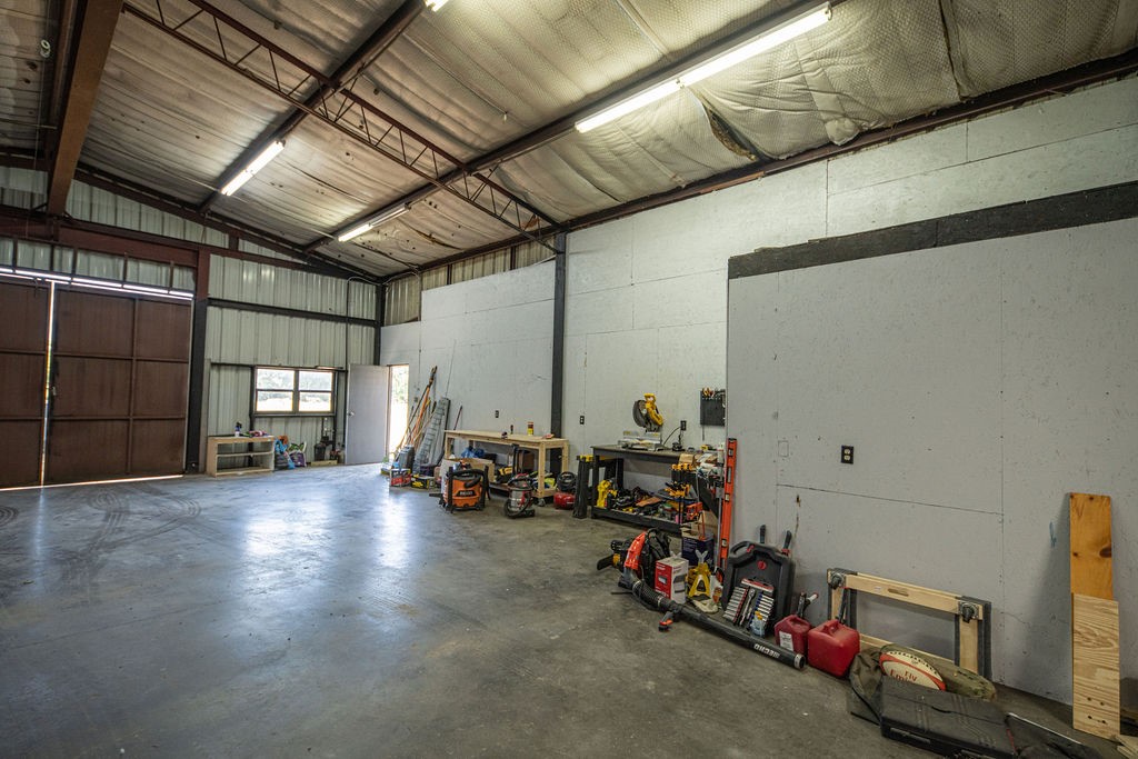 676 Farm Road 2653 N