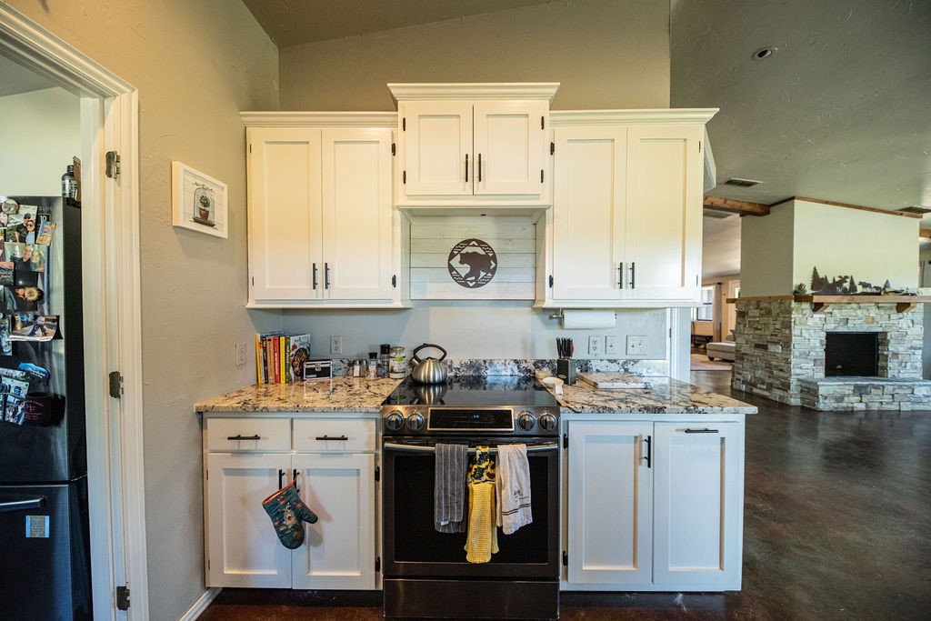 676 Farm Road 2653 N