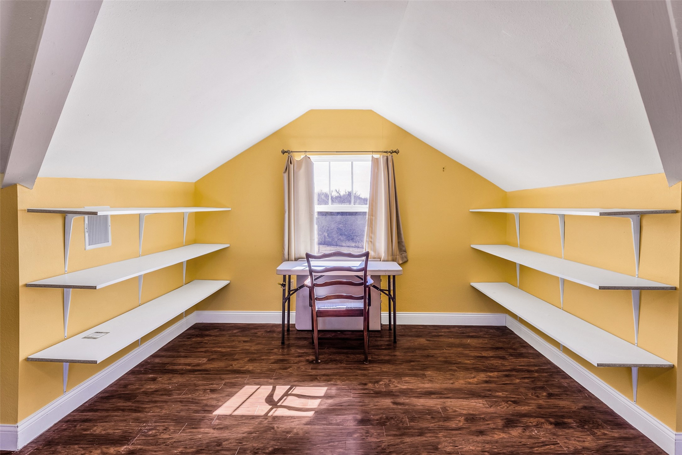 100 County Road 4753