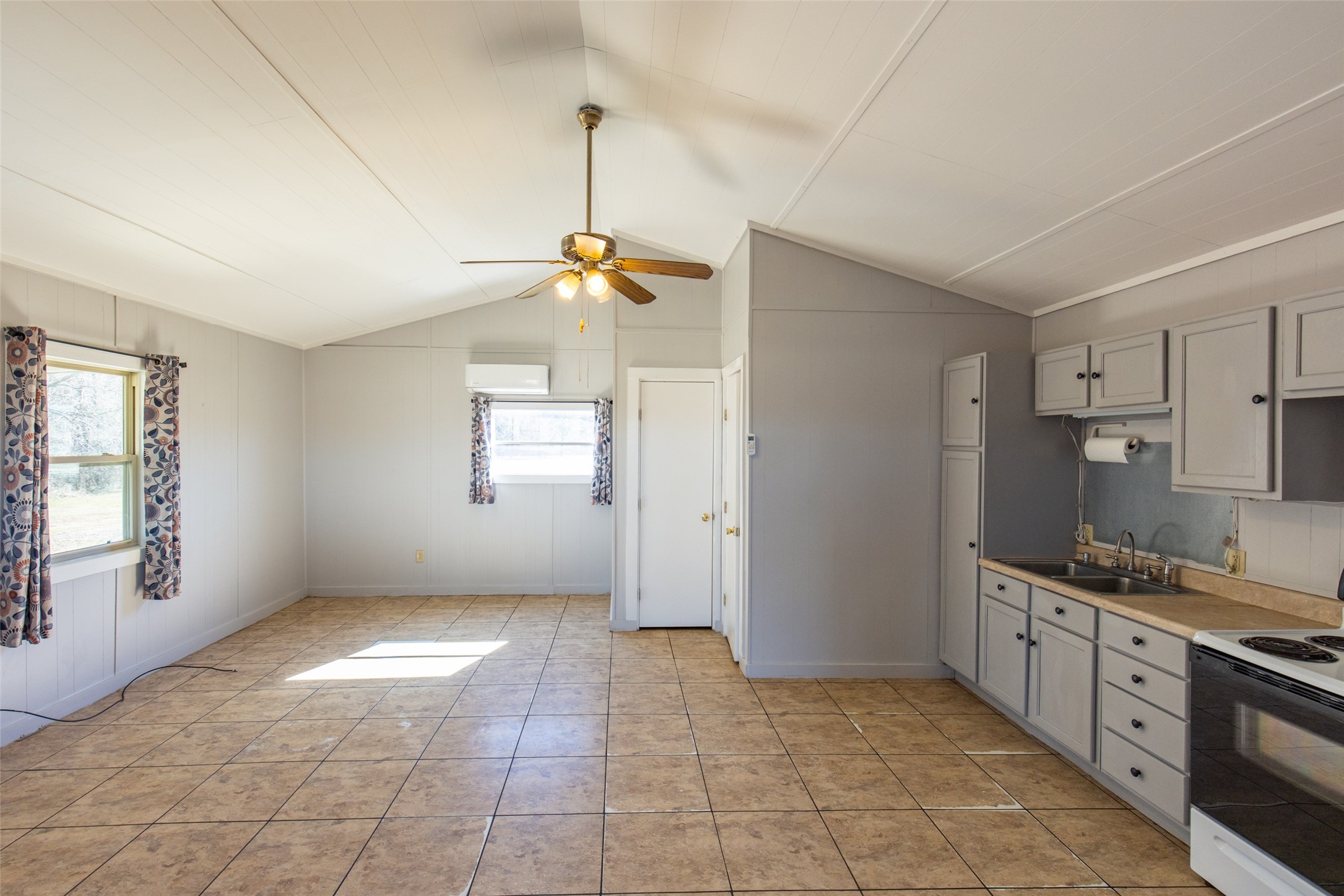 100 County Road 4753