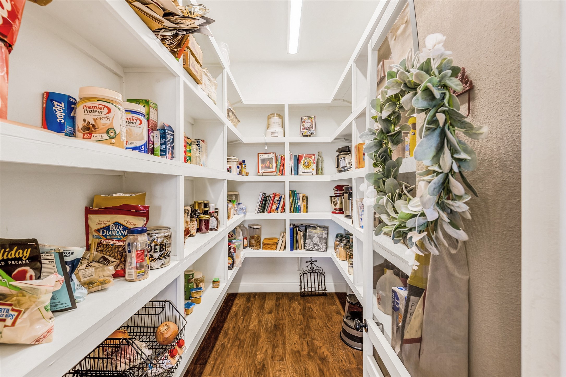 100 County Road 4753