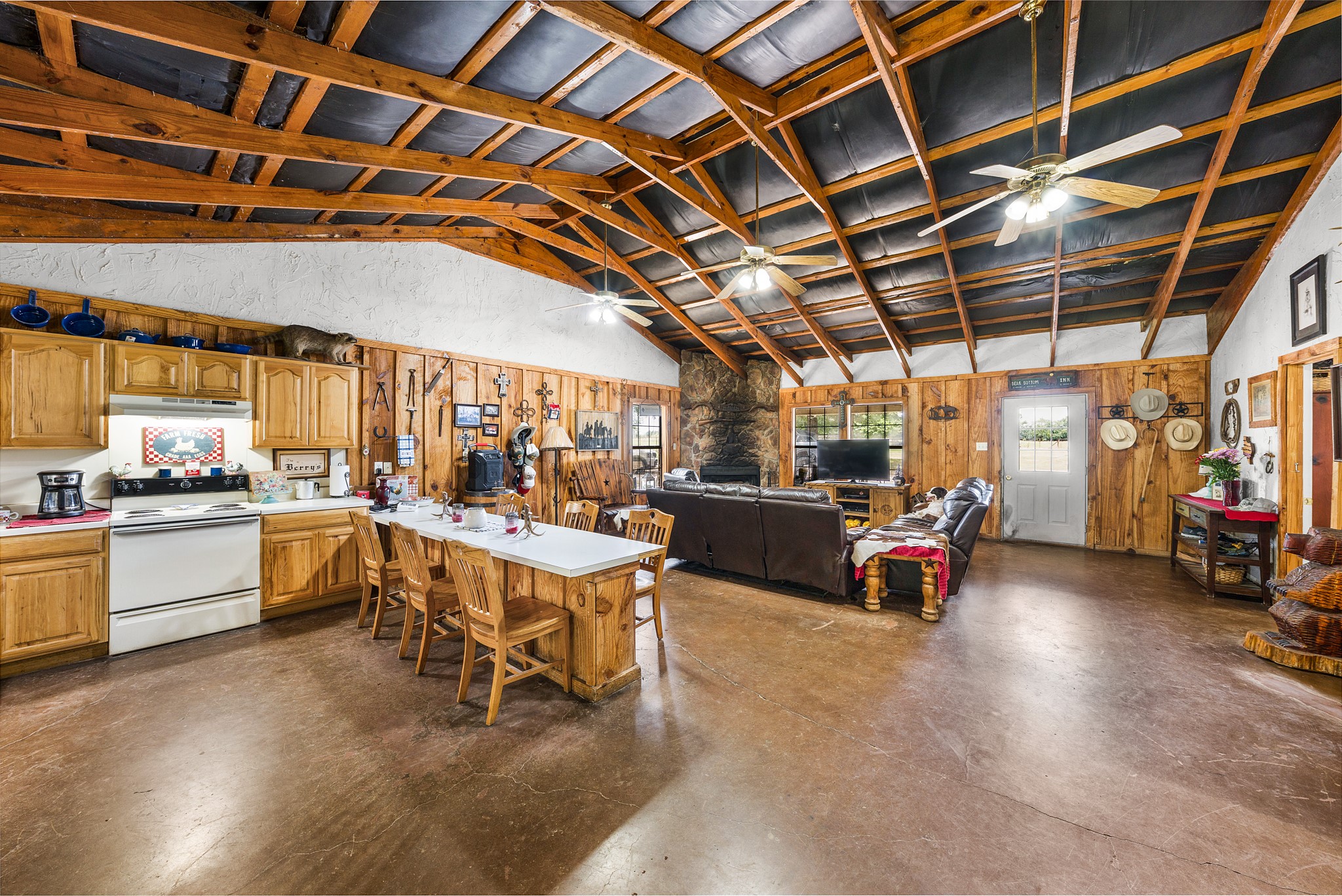 537 County Road 4508