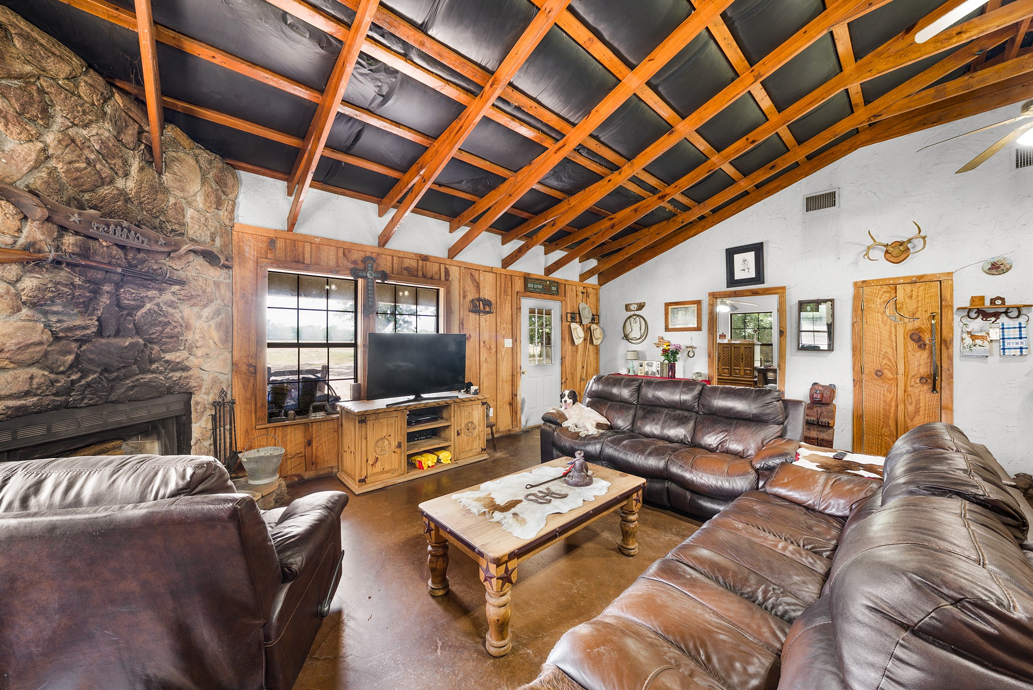 537 County Road 4508