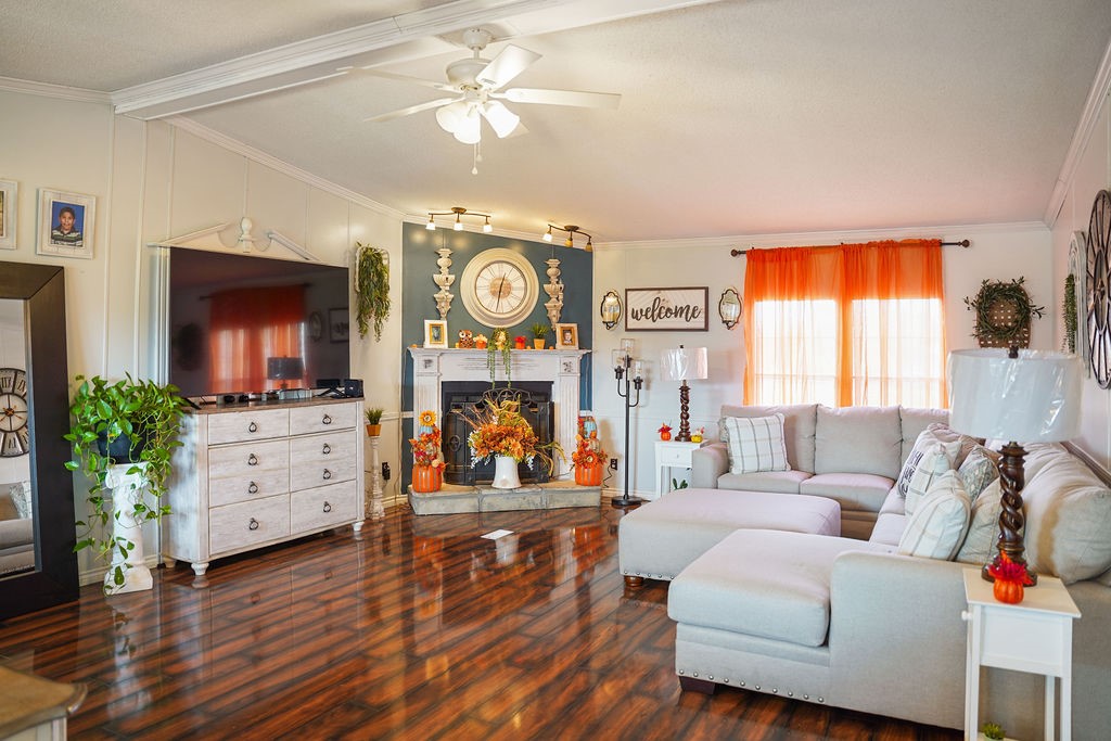 38 County Road 2299