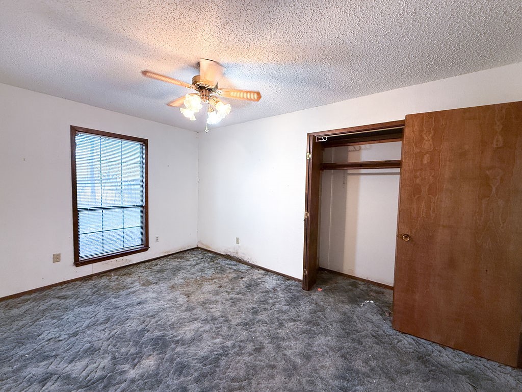 291 Farm Road 3132