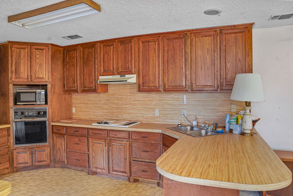 291 Farm Road 3132