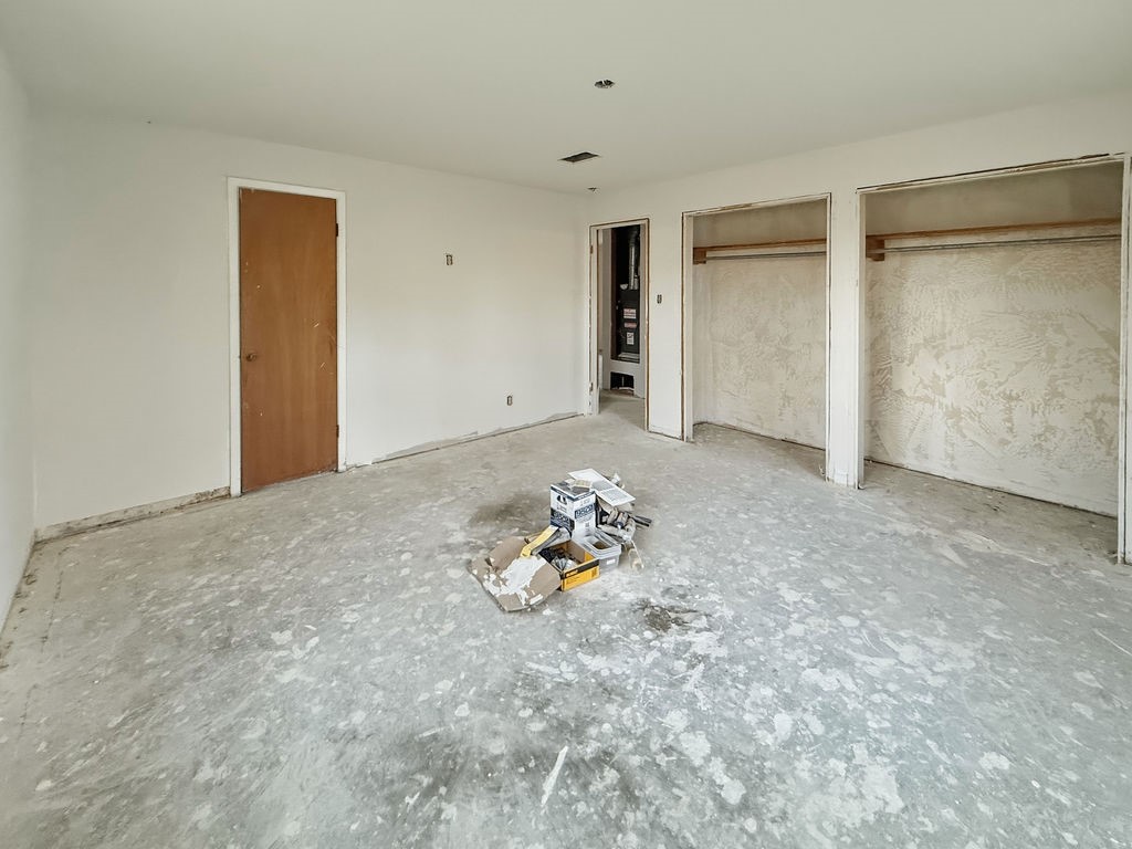 2247 W Sherman Street