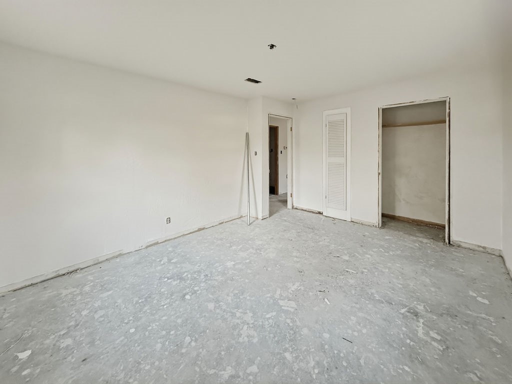 2247 W Sherman Street