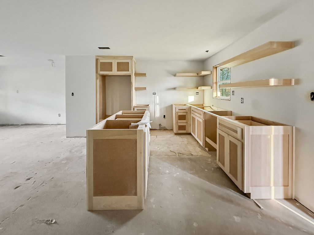 2247 W Sherman Street