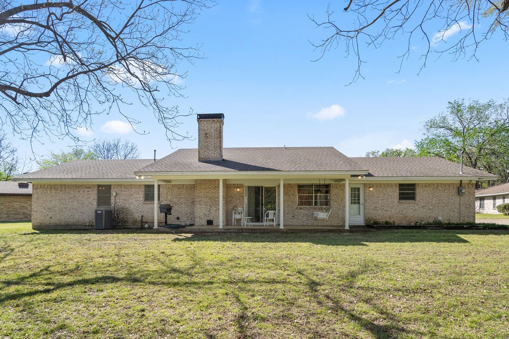 2823 Birchwood Lane