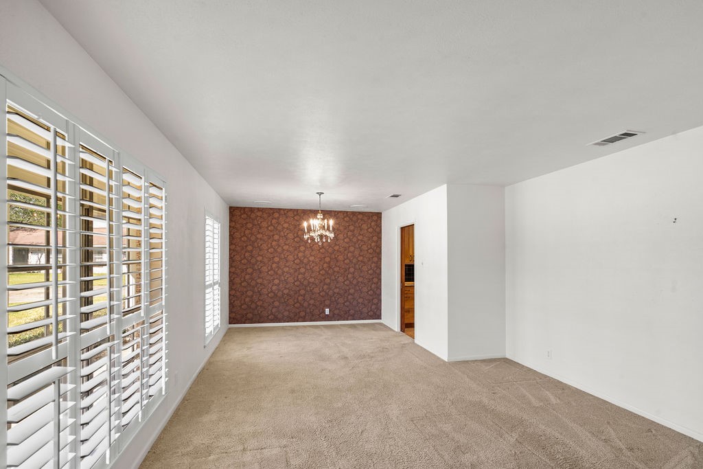 2823 Birchwood Lane
