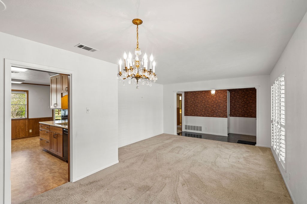 2823 Birchwood Lane