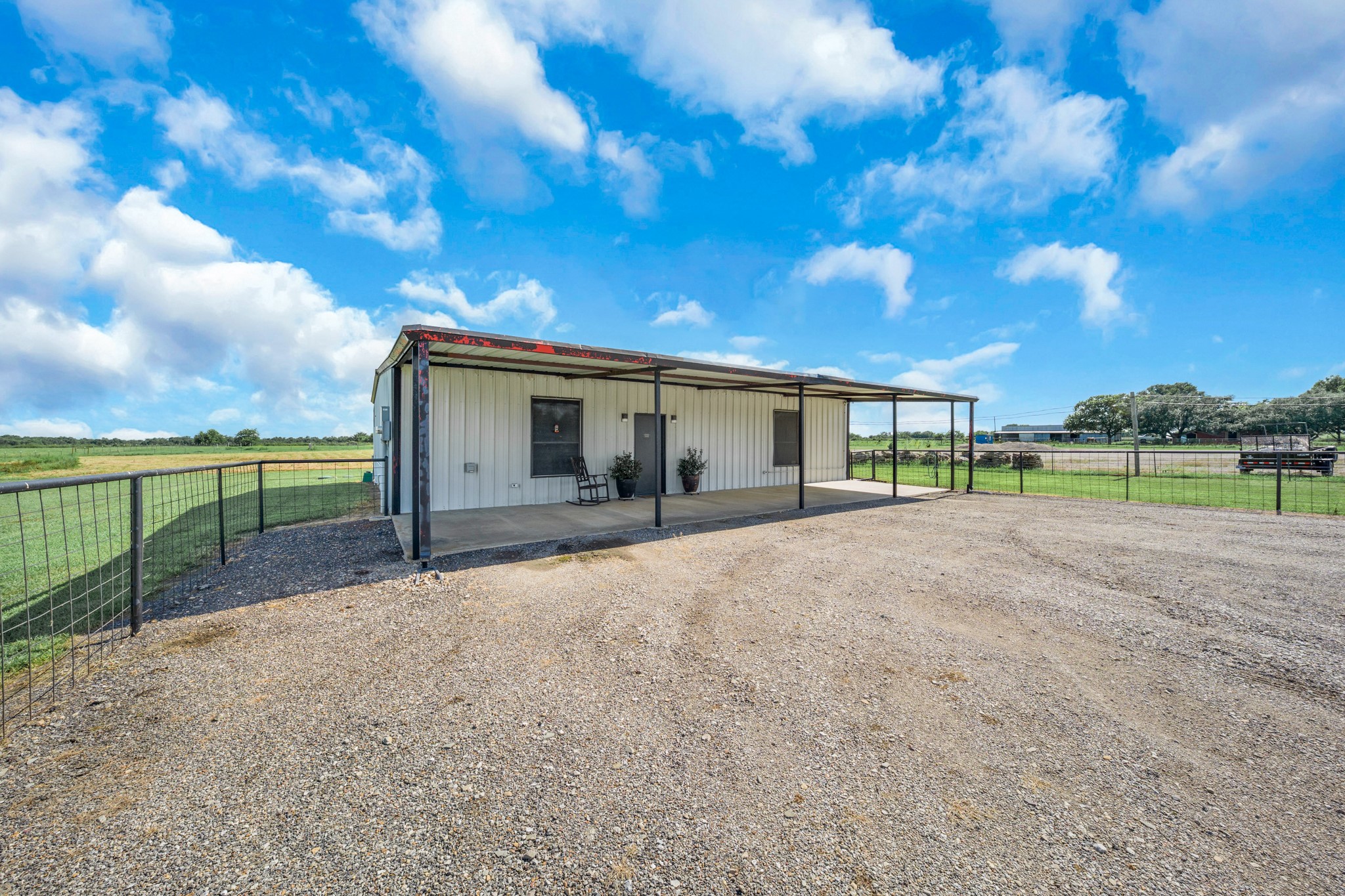 8050 W Interstate Highway 30