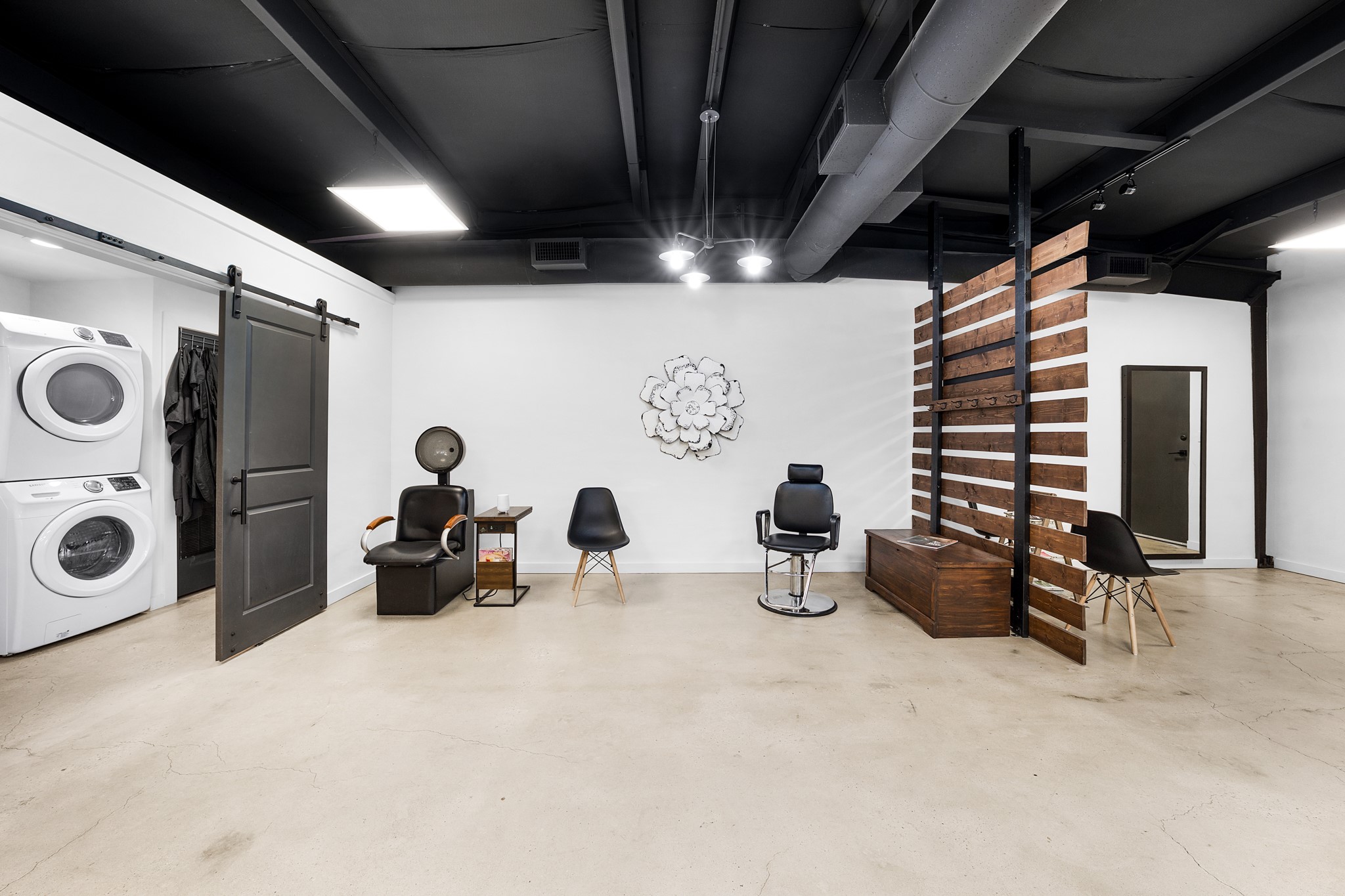 8050 W Interstate Highway 30