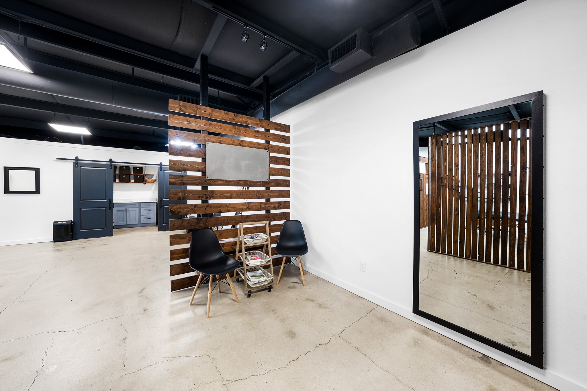 8050 W Interstate Highway 30