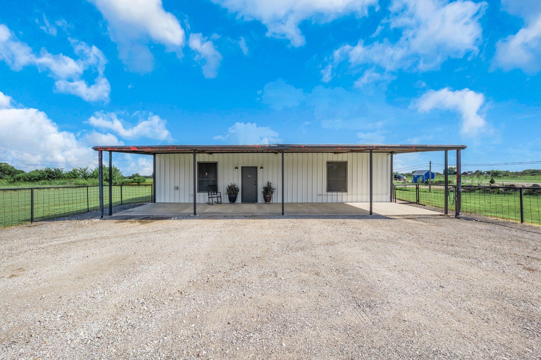 8050 W Interstate Highway 30