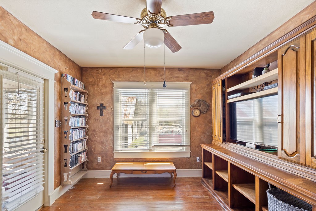 12886 Texas Highway 19 N