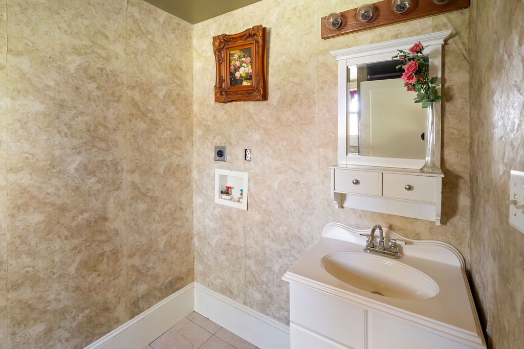 12886 Texas Highway 19 N