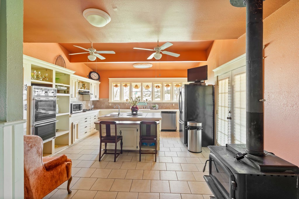 12886 Texas Highway 19 N