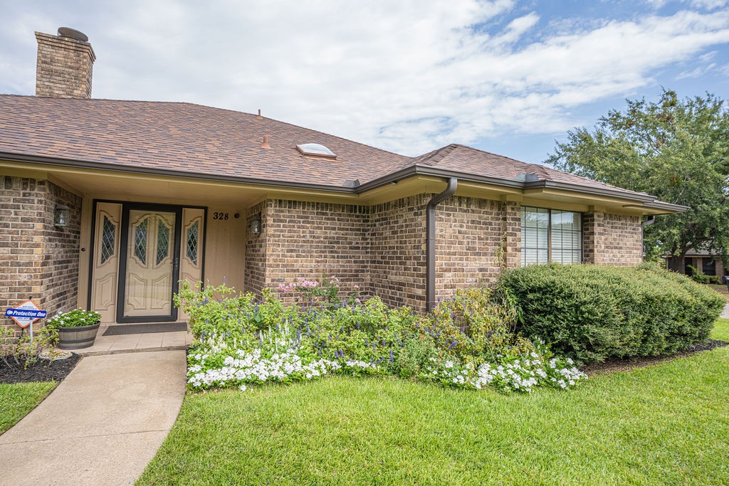 328 Hollie Circle