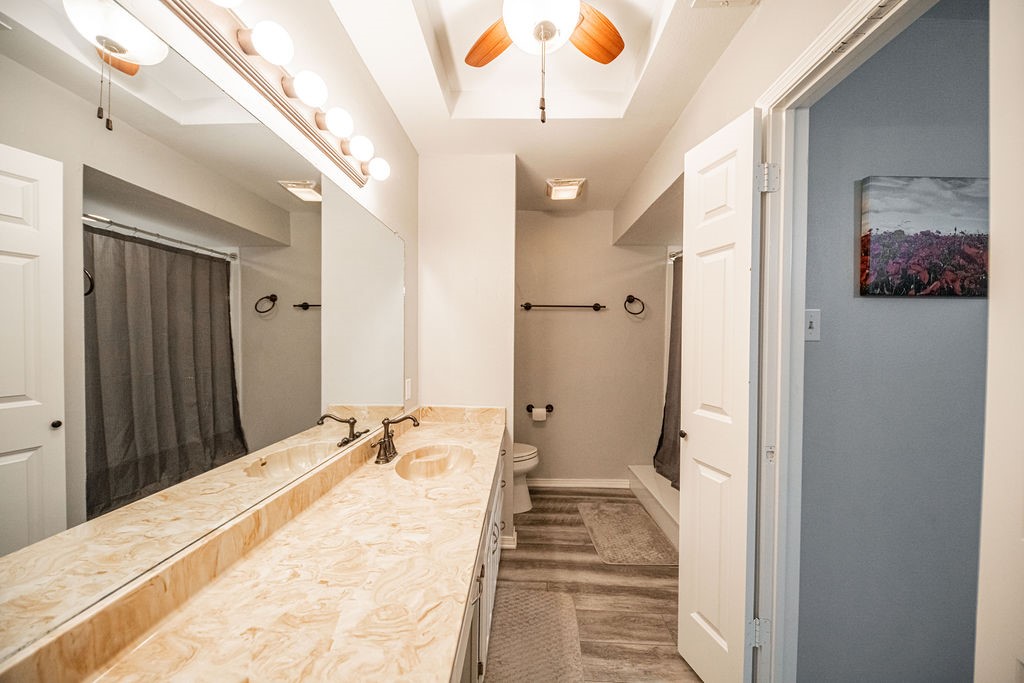 328 Hollie Circle