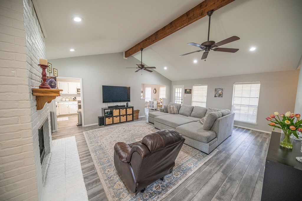 328 Hollie Circle