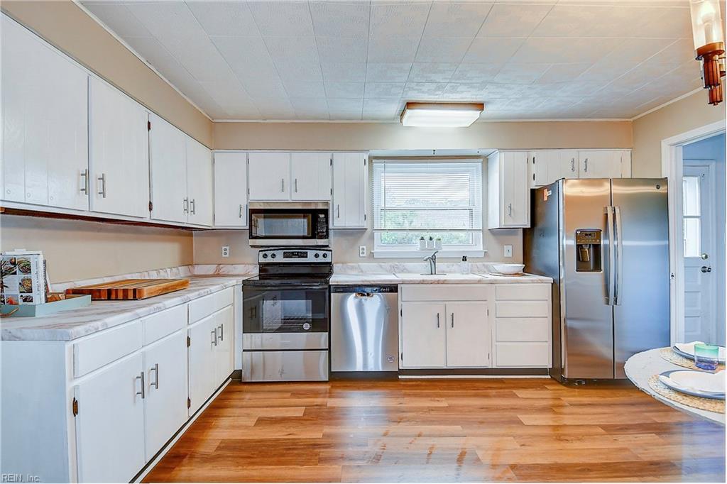 625 Abbey DR