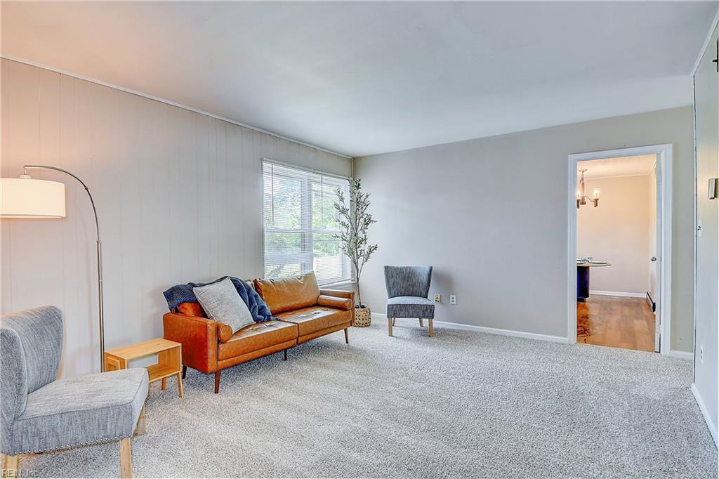 625 Abbey DR